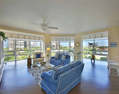 4255 Gulf Shore Boulevard N - Photo Thumbnail 2