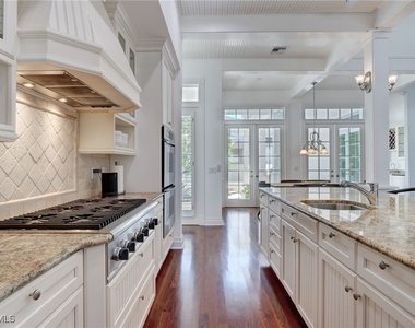 1551 Gulf Shore Boulevard S - Photo Thumbnail 13