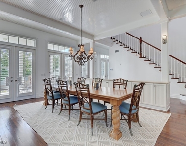1551 Gulf Shore Boulevard S - Photo Thumbnail 6
