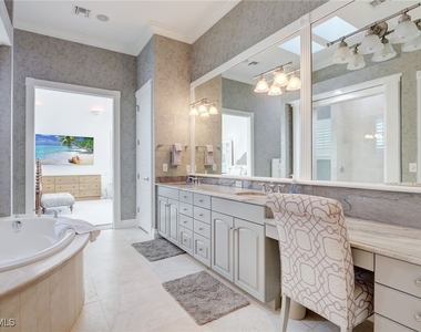 1551 Gulf Shore Boulevard S - Photo Thumbnail 29