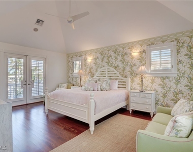1551 Gulf Shore Boulevard S - Photo Thumbnail 39