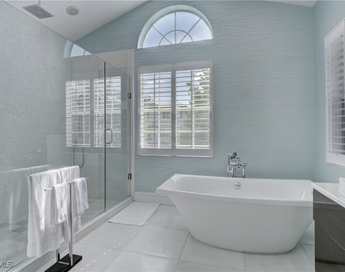 687 9th Avenue S - Photo Thumbnail 8