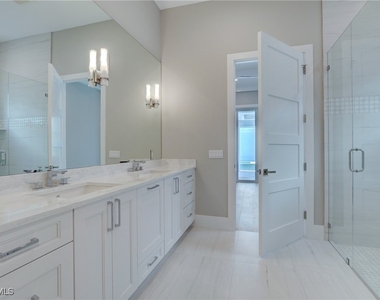888 10th Avenue S - Photo Thumbnail 10