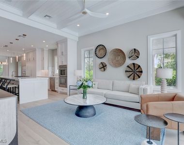 888 10th Avenue S - Photo Thumbnail 6