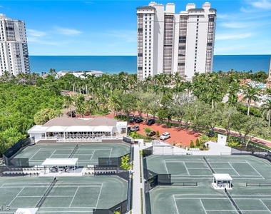 8720 Bay Colony Drive - Photo Thumbnail 27