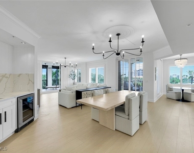 8720 Bay Colony Drive - Photo Thumbnail 8
