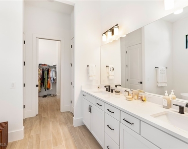 9584 Caymas Terrace - Photo Thumbnail 15