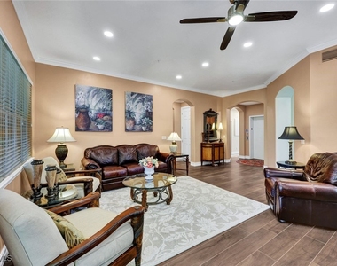 2609 Estrella Court - Photo Thumbnail 6