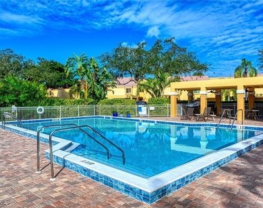 559 Beachwalk Circle - Photo Thumbnail 27