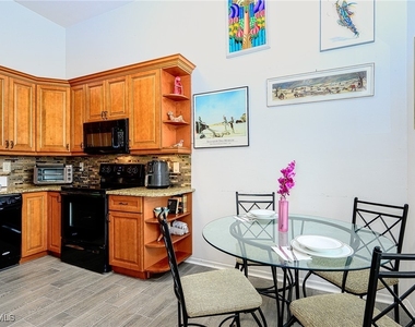 559 Beachwalk Circle - Photo Thumbnail 12