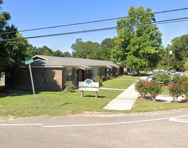 11 Villas St - Photo Thumbnail 1