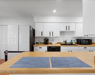 2175 Barracuda Avenue - Photo Thumbnail 12
