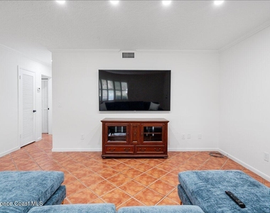 2175 Barracuda Avenue - Photo Thumbnail 6