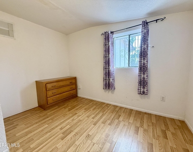 611 New York Avenue - Photo Thumbnail 27