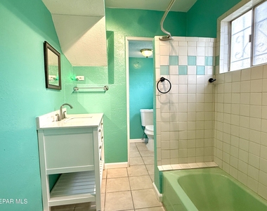 611 New York Avenue - Photo Thumbnail 20