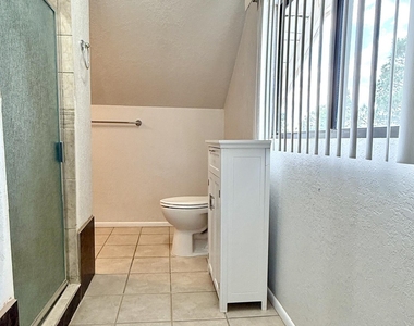 611 New York Avenue - Photo Thumbnail 36