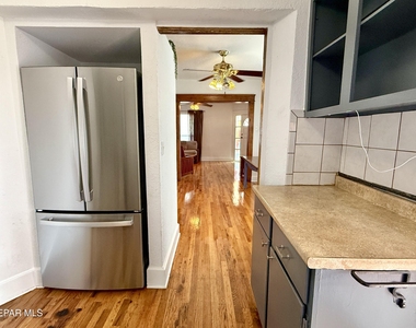 611 New York Avenue - Photo Thumbnail 14