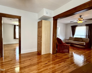 611 New York Avenue - Photo Thumbnail 6
