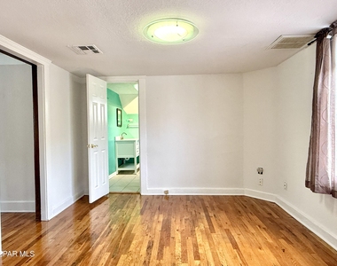 611 New York Avenue - Photo Thumbnail 51
