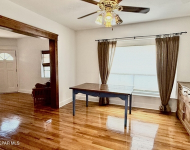 611 New York Avenue - Photo Thumbnail 5