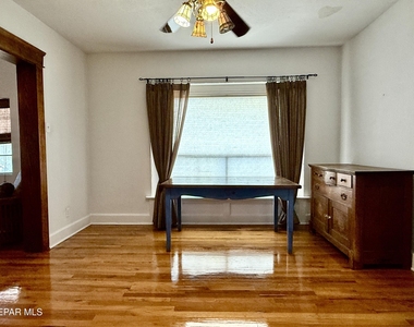 611 New York Avenue - Photo Thumbnail 7