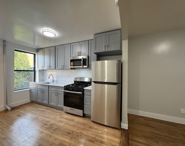 2270 1st Avenue - Photo Thumbnail 12