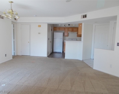 4555 E Sahara Avenue - Photo Thumbnail 16