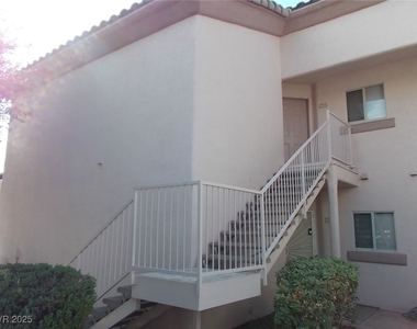 4555 E Sahara Avenue - Photo Thumbnail 1