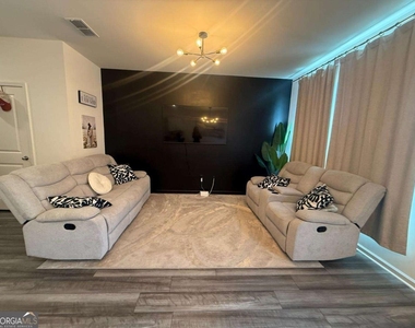 59 Thetford Way - Photo Thumbnail 4