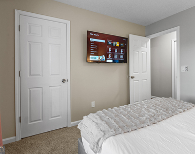 13 Huntcliff Drive - Photo Thumbnail 11
