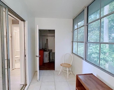1200 Colonnades Drive - Photo Thumbnail 20