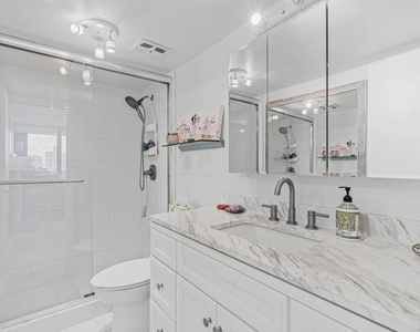 5600 N Flagler Drive - Photo Thumbnail 17