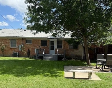 3879 Clover Lane - Photo Thumbnail 14