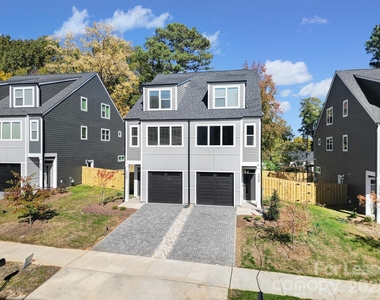 2432 Arty Avenue - Photo Thumbnail 4
