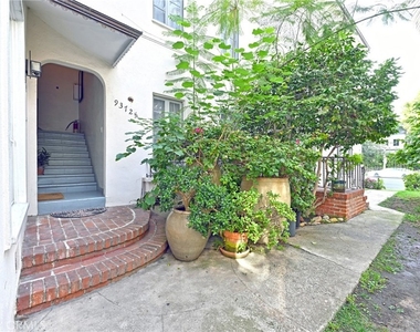 9372 W Olympic Boulevard - Photo Thumbnail 1