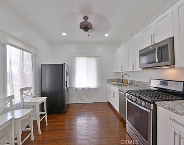 9372 W Olympic Boulevard - Photo Thumbnail 12