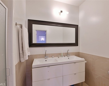 9372 W Olympic Boulevard - Photo Thumbnail 11