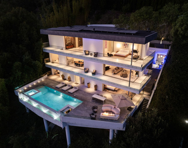 7080 W Mulholland Drive - Photo Thumbnail 1