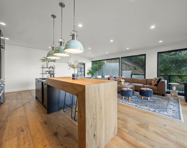14600 Round Valley Drive - Photo Thumbnail 18