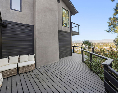 14600 Round Valley Drive - Photo Thumbnail 8