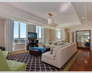 3800 N Ocean Drive N - Photo Thumbnail 3
