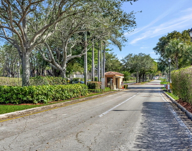 15109 Ashland Drive - Photo Thumbnail 42