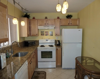 15109 Ashland Drive - Photo Thumbnail 9