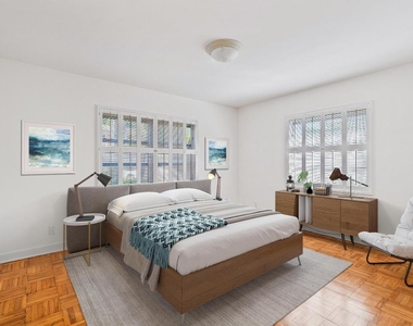 210 Russlyn Drive - Photo Thumbnail 9