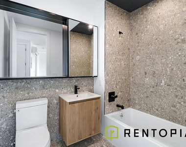 228 Berry Street - Photo Thumbnail 5