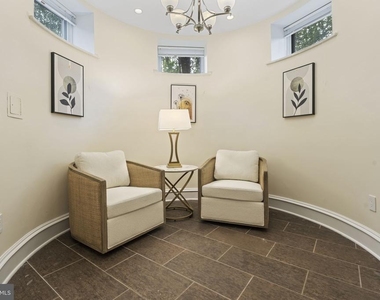 1819 10th Street Nw - Photo Thumbnail 16