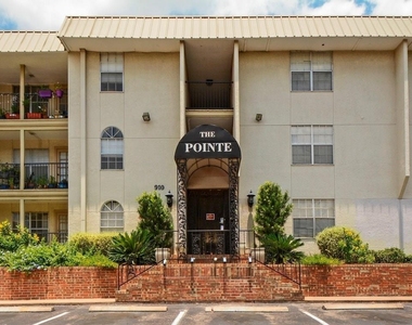 910 Duncan Ln - Photo Thumbnail 6
