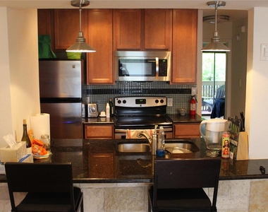 612 Park Pl - Photo Thumbnail 20