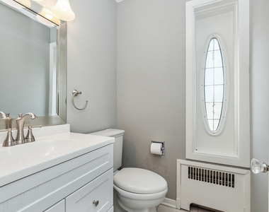 305 N Reed Street - Photo Thumbnail 27