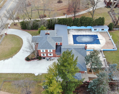 305 N Reed Street - Photo Thumbnail 57